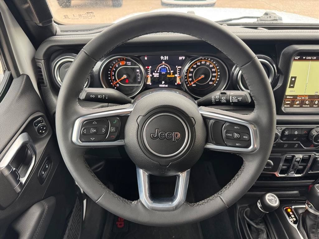 Used 2023 Jeep Wrangler Unlimited Sahara AWD/4WD image 12