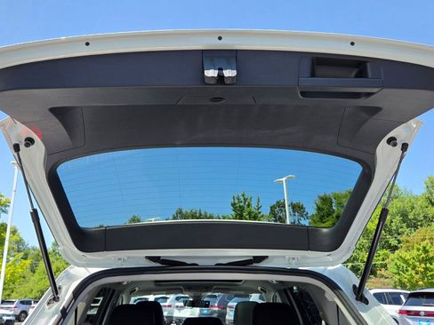 Certified 2023 Volkswagen Tiguan SE w/ Panoramic Sunroof Package FWD image 70