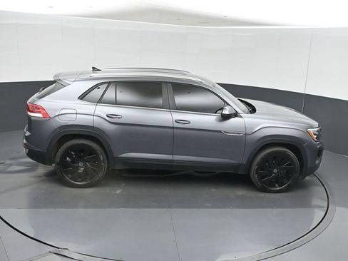 Used 2024 Volkswagen Atlas Cross Sport SE FWD image 36