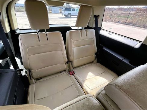 Used 2018 Ford Flex SEL w/ Equipment Group 202A image 35