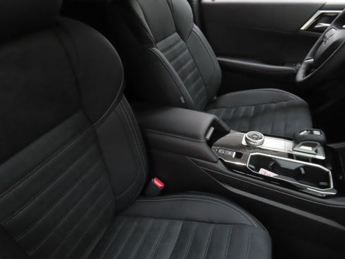 New 2026 Mitsubishi Outlander LE FWD image 26