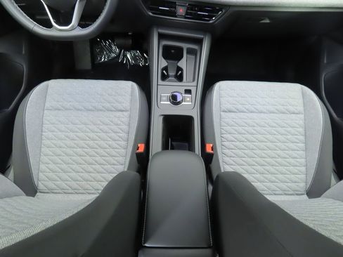 New 2026 Volkswagen Tiguan S FWD image 16