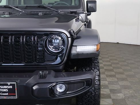 Used 2025 Jeep Wrangler Unlimited Sport S 4xe AWD/4WD image 13