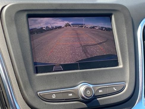 Certified 2024 Chevrolet Equinox LT FWD image 11