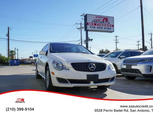 Used 2007 Mercedes-Benz R 350 4MATIC image 1