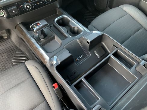 Certified 2022 Chevrolet Silverado 1500 RST image 18