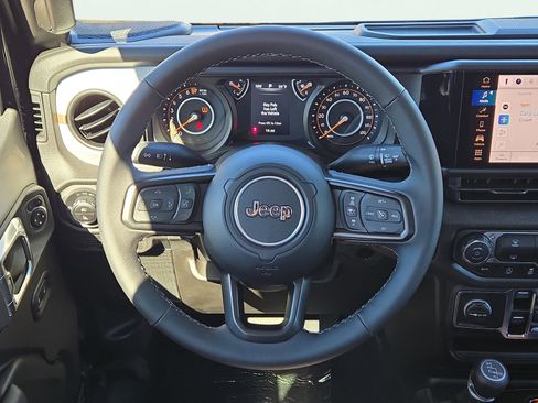 New 2025 Jeep Gladiator Sport image 20