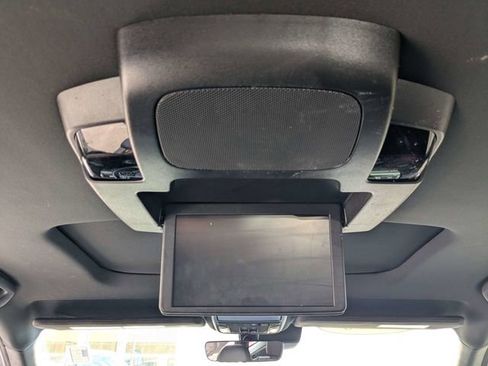 Used 2020 Honda Pilot Black Edition image 15