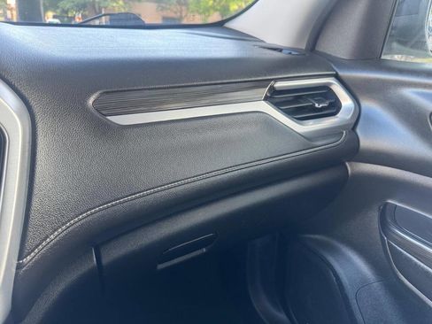 Used 2018 GMC Acadia SLT FWD image 36