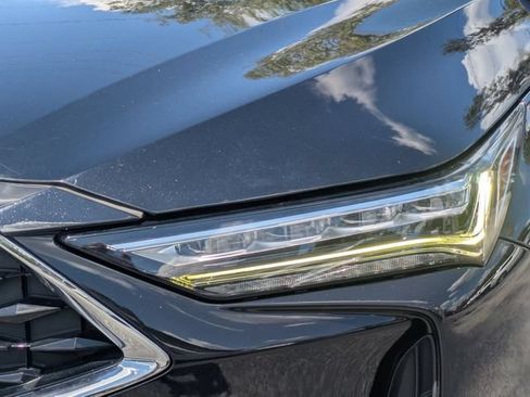 Used 2023 Acura MDX FWD w/ Technology Package image 9