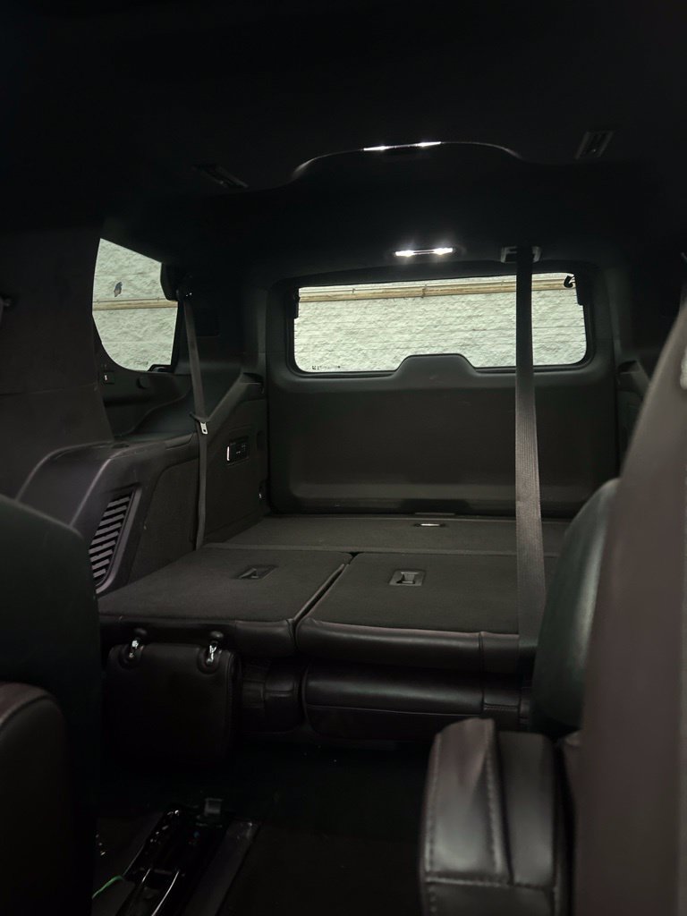 Used 2022 Cadillac Escalade Sport Platinum RWD image 6