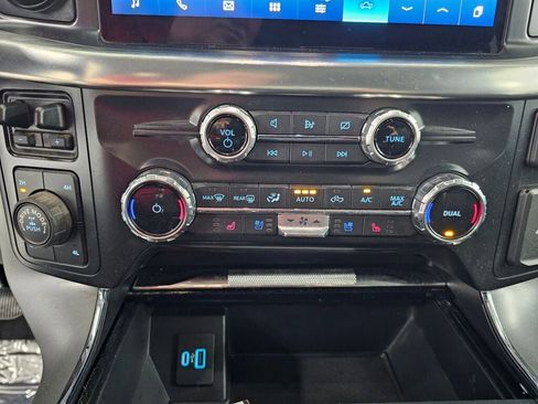 Used 2022 Ford F150 Lariat image 25