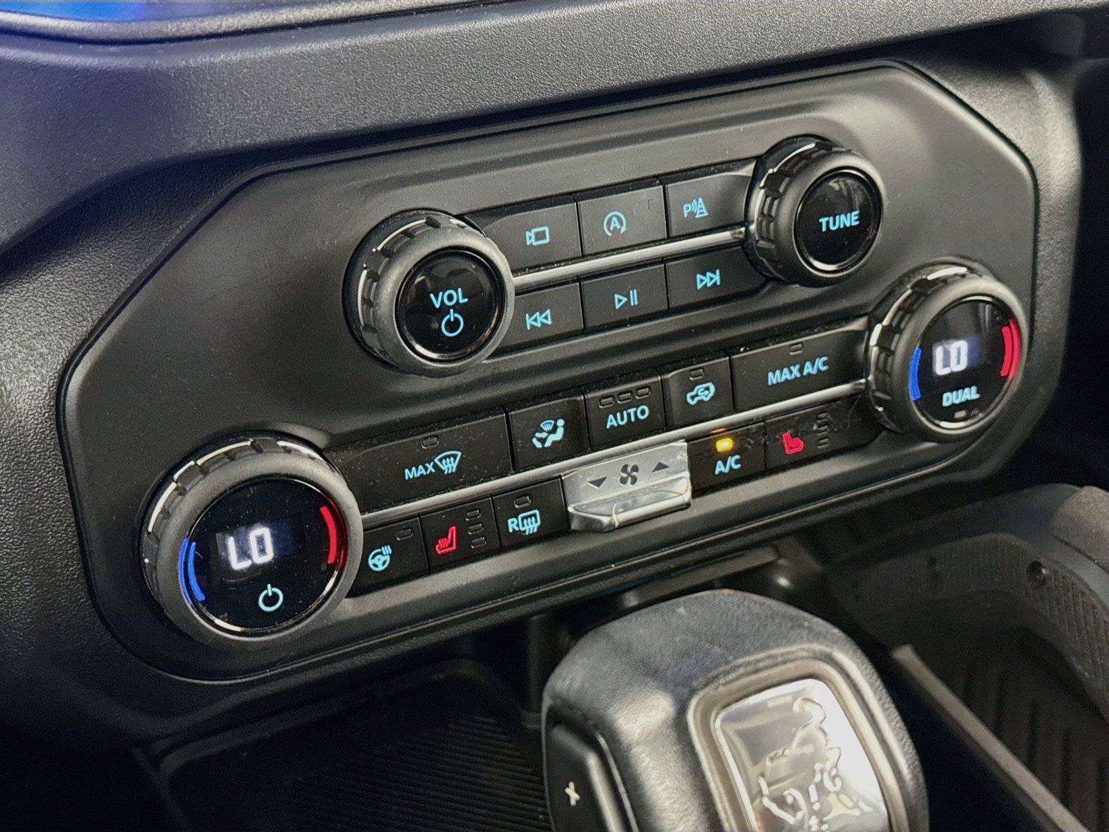 Used 2025 Ford Bronco Badlands AWD/4WD image 22