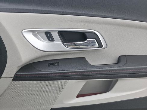 Used 2015 Chevrolet Equinox LTZ image 15