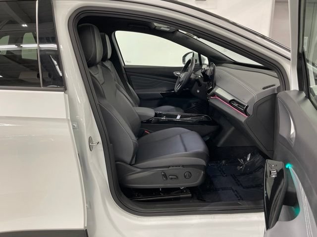 Certified 2023 Volkswagen ID.4 Pro S Plus AWD/4WD image 11