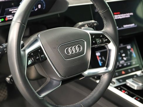 Used 2022 Audi e-tron Premium image 16