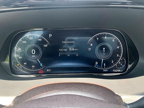 Used 2020 Hyundai Palisade Limited w/ Winter Weather Package AWD/4WD image 26