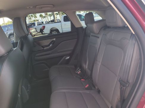 New 2026 Lincoln Corsair Premiere image 14