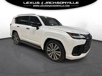 Certified 2025 Lexus LX 600 4WD w/ Luxury Package