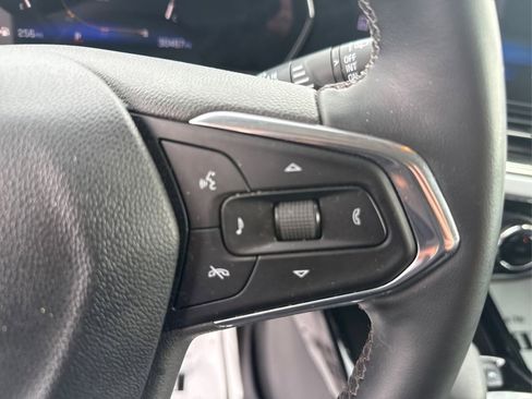 Used 2024 Chevrolet Trax LT w/ Driver Confidence Package image 29