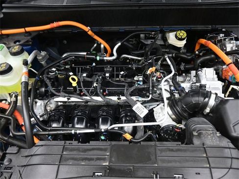 Used 2024 Ford Maverick XLT image 10