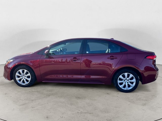 Used 2024 Toyota Corolla LE FWD image 8
