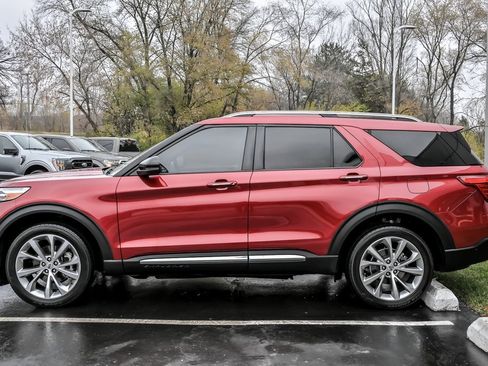 Used 2021 Ford Explorer Platinum w/ Equipment Group 601A image 5