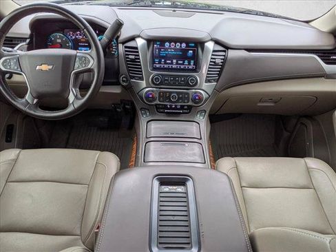 Used 2018 Chevrolet Tahoe Premier AWD/4WD image 16