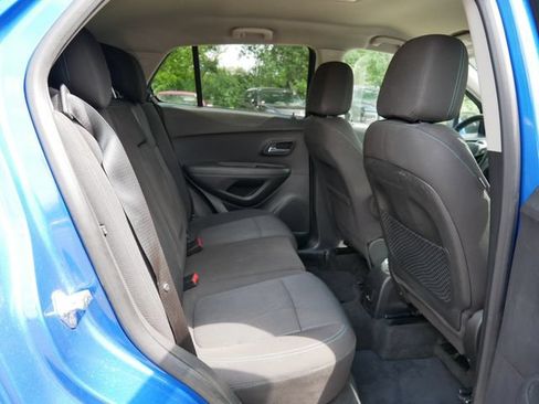 Used 2016 Chevrolet Trax LT AWD/4WD image 9