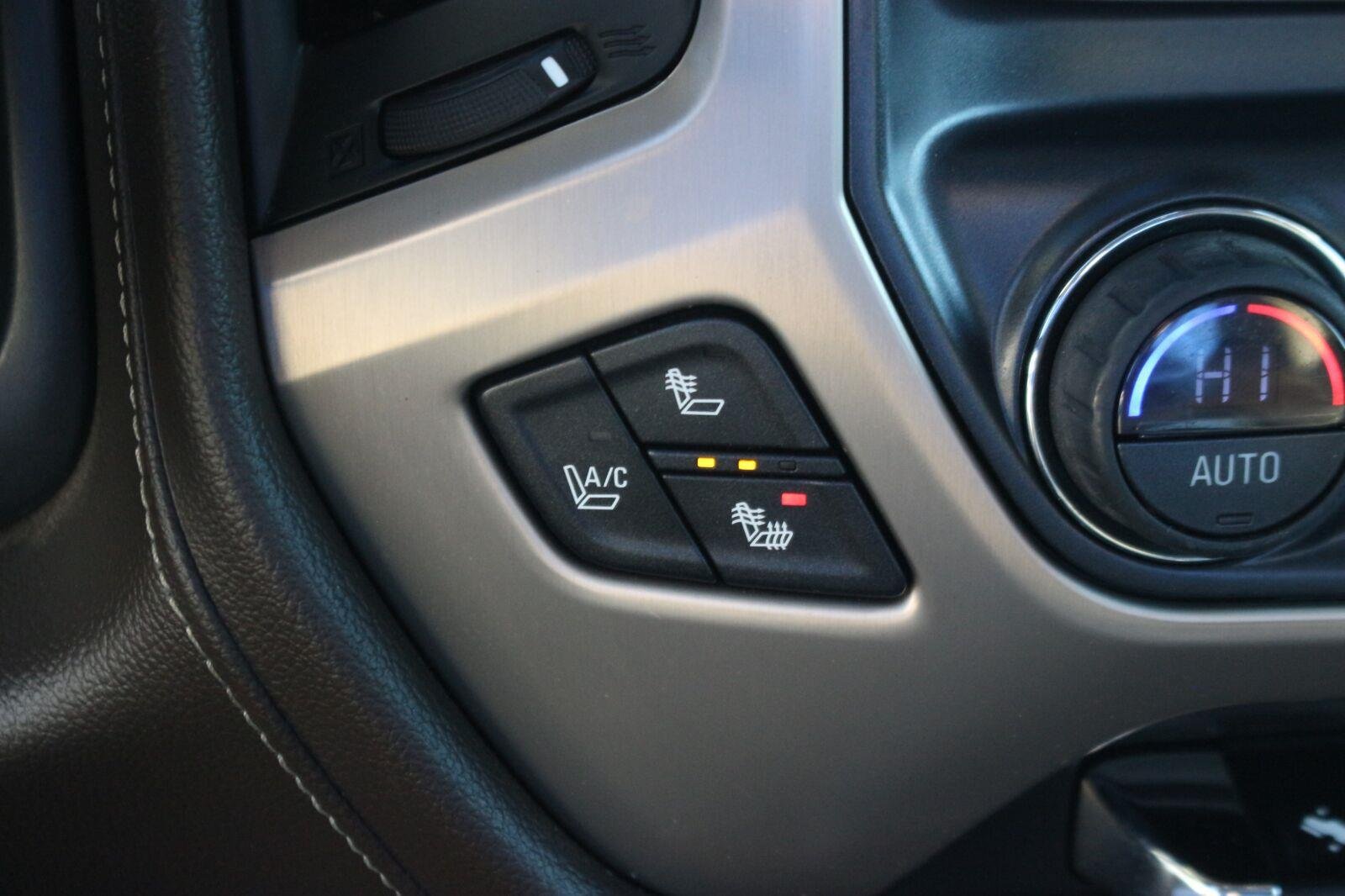 Used 2015 GMC Sierra 1500 Denali w/ Driver Alert Package AWD/4WD image 28