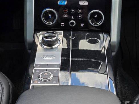 Certified 2020 Land Rover Range Rover Long Wheelbase HSE image 11