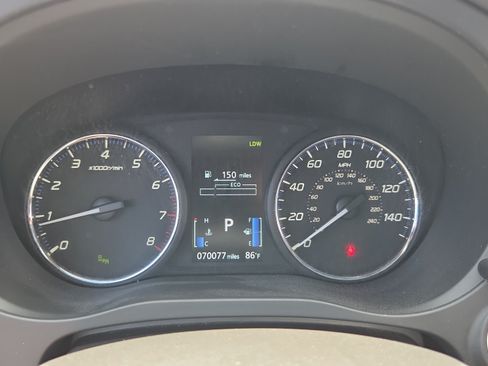 Used 2020 Mitsubishi Outlander SE FWD image 25