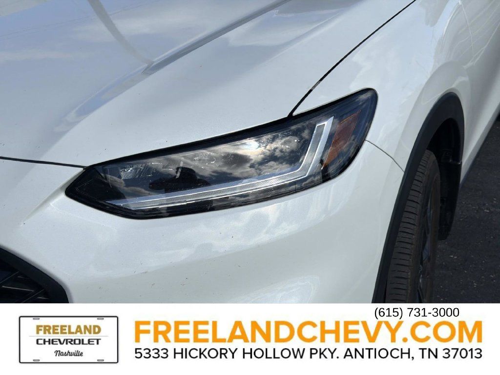 Used 2023 Honda HR-V Sport image 9