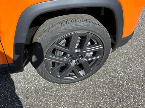 New 2026 Jeep Compass Limited image 33