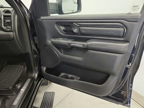 Used 2022 RAM 1500 Limited w/ Body-Colour Bumper Group AWD/4WD image 41