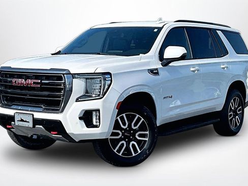 Used 2024 GMC Yukon AT4 AWD/4WD image 3
