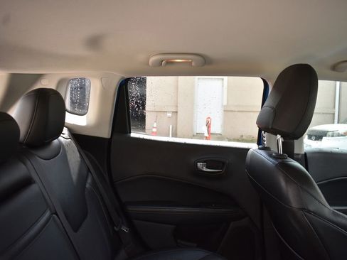 Used 2019 Jeep Compass Latitude w/ Popular Equipment Group AWD/4WD image 26