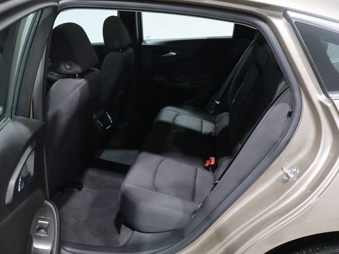 Used 2024 Chevrolet Malibu LT FWD image 6