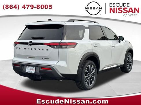 New 2026 Nissan Pathfinder Platinum FWD image 3