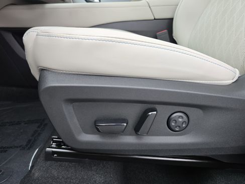 New 2026 Nissan Murano Platinum image 29