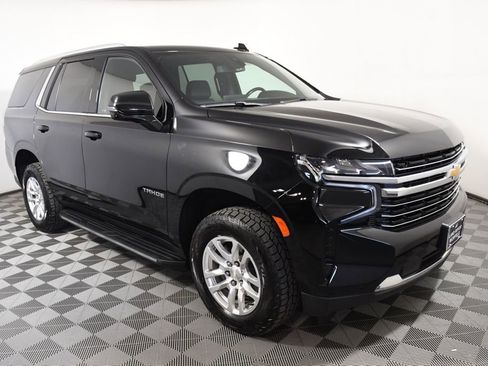 Used 2022 Chevrolet Tahoe LT w/ Luxury Package AWD/4WD image 8