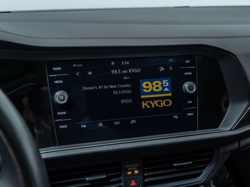 Used 2020 Volkswagen Jetta SEL FWD image 16