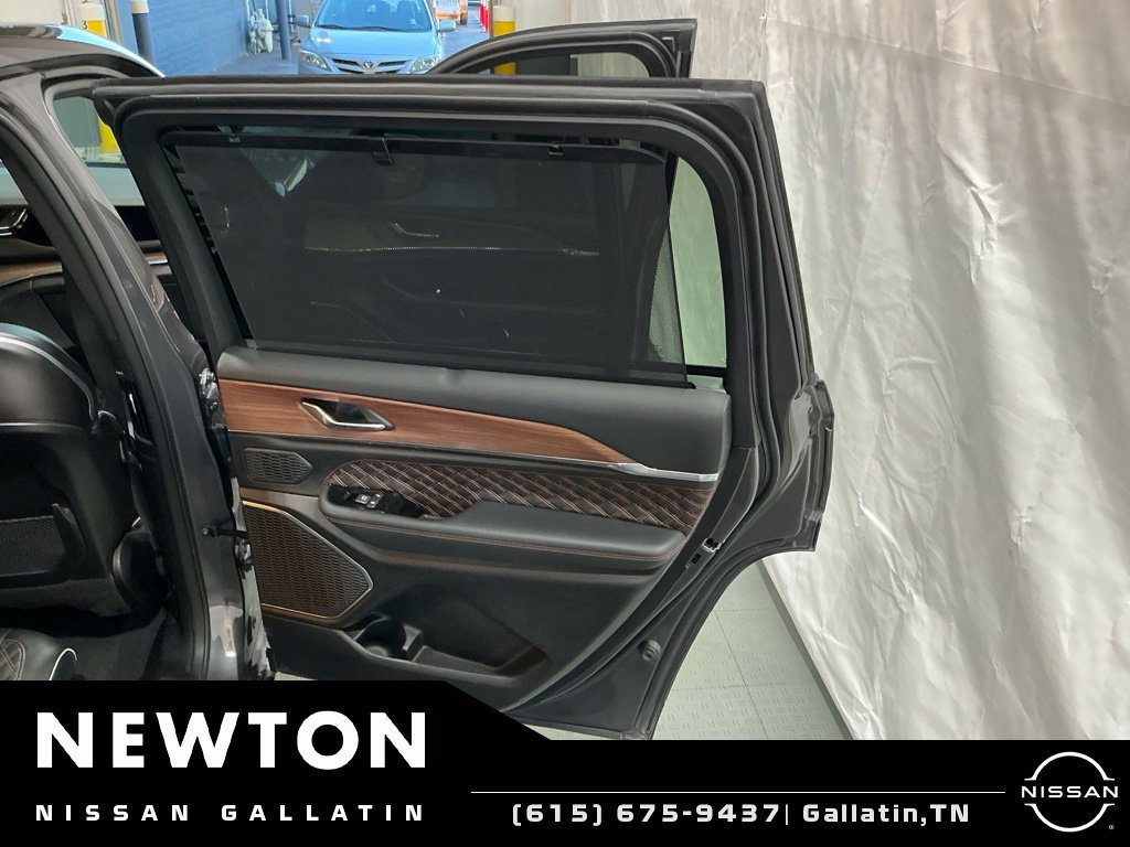 Used 2024 Jeep Grand Cherokee L Summit w/ High Altitude Package AWD/4WD image 81