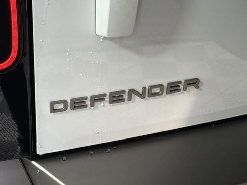 New 2026 Land Rover Defender 110 S image 30