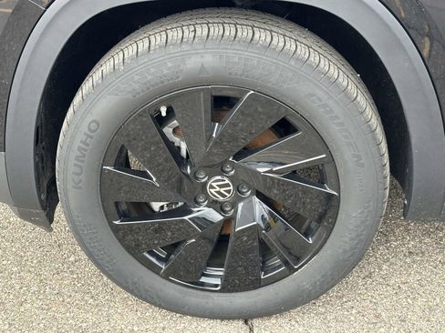 New 2025 Volkswagen Atlas SE AWD/4WD image 7