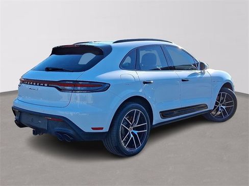 Used 2022 Porsche Macan S image 4