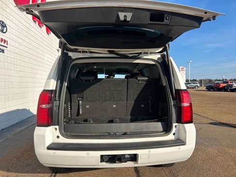Used 2017 Chevrolet Tahoe LT image 31