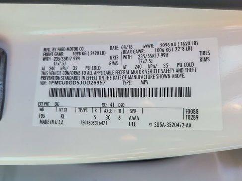 Used 2018 Ford Escape SE w/ SE Sync 3 Package image 24