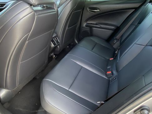 Used 2021 Lexus UX 250h F Sport w/ Accessory Package (Z1) image 22