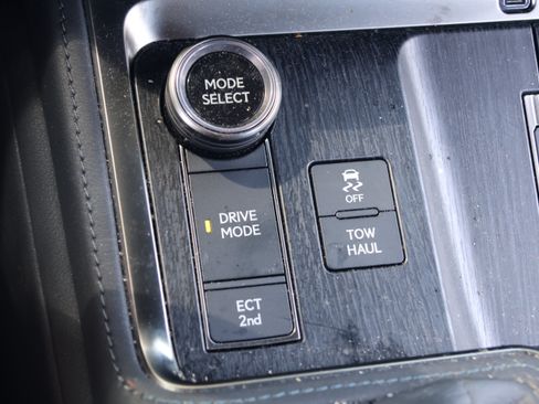 Used 2026 Lexus GX 550 w/ Accessory Package (2T) AWD/4WD image 28
